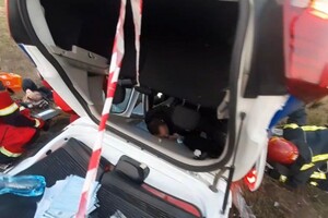 На трассе Одесса-Николаев в ДТП попала машина полиции: есть пострадавшие фото 5