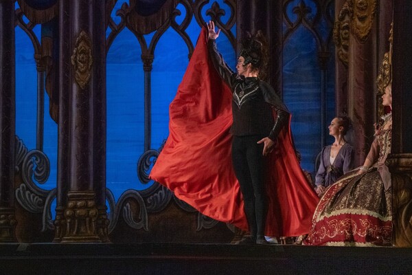 В Одесском оперном показали первый спектакль после перерыва: как посетить фото 16