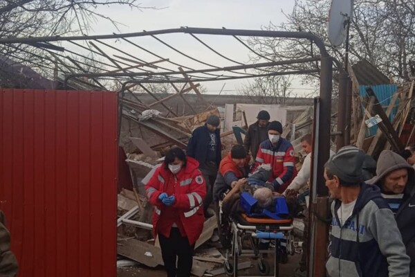 В Одесской области взорвался дом: под завалами оказался человек фото