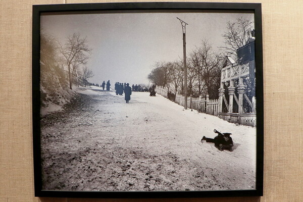 В Одессе открылась уникальная фотовыставка с кадрами города столетней давности фото 8