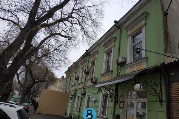 Ради новых высоток: в центре Одессы снесли историческое здание фото