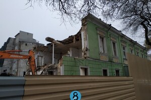 Ради новых высоток: в центре Одессы снесли историческое здание фото 1