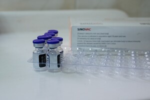 В Одессе открыли пункт вакцинации от коронавируса для онкобольных фото 5