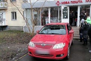 Худшая парковка в Одессе: свежая фотоподборка наглых водителей  фото 1