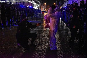 В Одессе нацгвардеец сделал предложение любимой прямо в Новогоднюю ночь фото 3