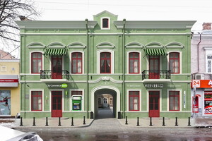 Утраченная Одесса: как вывески и реклама уничтожают архитектурный облик города фото