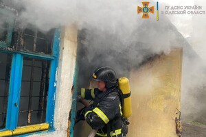В Одессе 23 спасателя тушили пожар на Молдаванке  фото 3