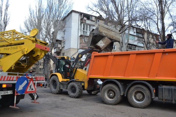 В Одессе перешли на новый формат уборки улиц фото 3