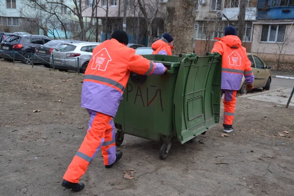 В Одессе перешли на новый формат уборки улиц фото 5