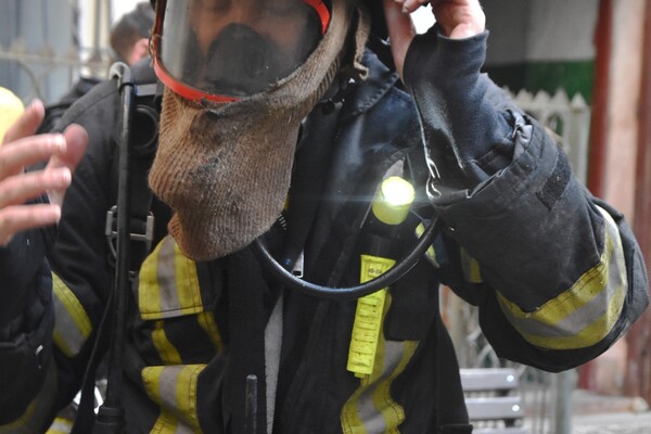 В центре Одессы из-за пожара серьезно пострадал мужчина (обновлено) фото 9