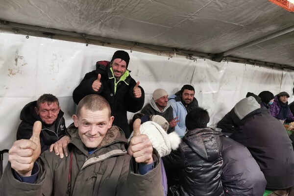 В Одессе открыли пункты обогрева: горожан просят помочь фото 4