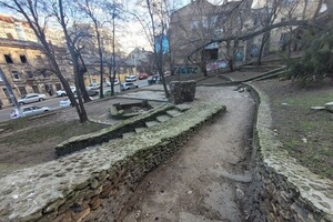 Таинственный уголок Одессы: прогулка по лестнице мертвых фото 4
