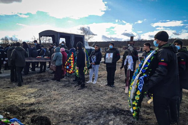 Нацгвардейца из Одесской области, которого расстрелял Рябчук, похоронили фото 7