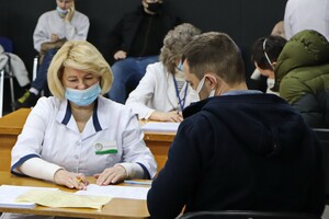 Рекорд вакцинации: в Одессе сделали миллионную прививку от COVID-19 фото 7