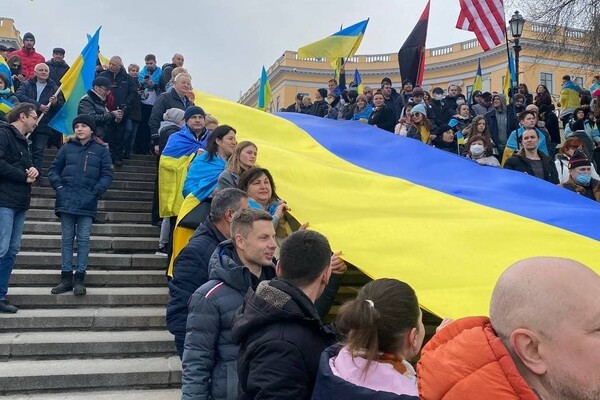 В Одессе прошел патриотический Марш Единства (фото, видео) фото 1