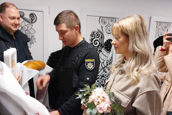 Романтика під час війни: на Одещині зареєстрували шлюб у бомбосховищі фото 2