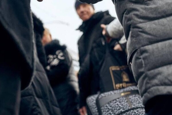 Одесский фотограф показал трогательные кадры эвакуации людей из Одессы фото 4