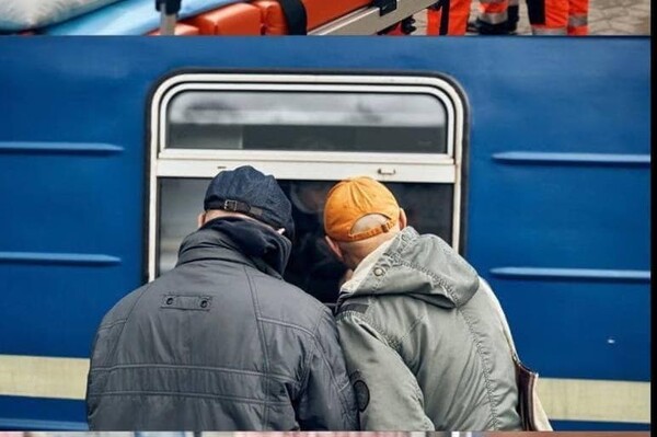 Одесский фотограф показал трогательные кадры эвакуации людей из Одессы фото 5