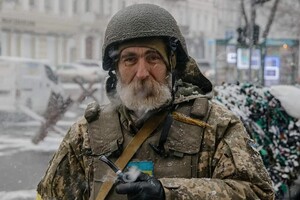 Пожилой одессит в четвертом поколении вступил в ВСУ фото