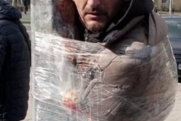 В Одесской области задержали восемь мародеров: одного привязали к дереву местные фото 4