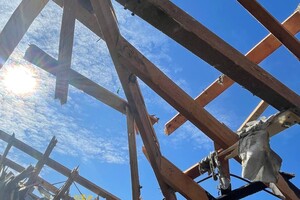 Одесситы, чьи дома обстреляли оккупанты, показали обрушения своих домов фото 6