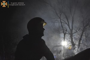 Пожар в гостинице и смертельное ДТП: сводка одесских спасателей за сутки фото 5