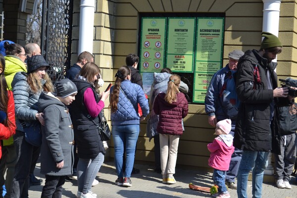 В Одесі з аншлагом та оркестром відкрився зоопарк фото 4