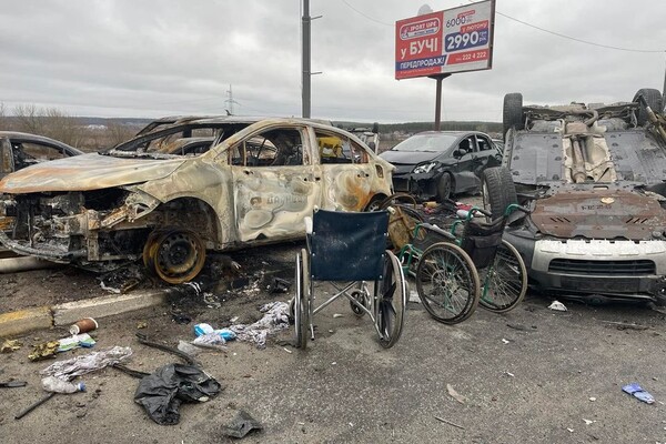 В Сети показали ужасающие фото преступлений оккупантов в Киевской области фото 4