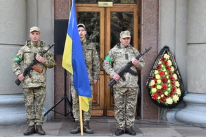 В Одесі попрощалися із двома полковниками оперативного командування "Південь" фото 7