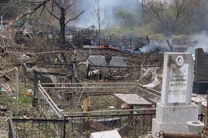 Окупанти обстріляли кладовище в Одесі: постраждали понад 1000 квадратних метрів території фото