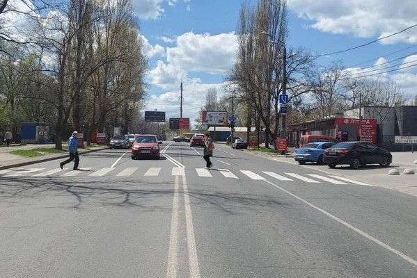 Еще одном участке в Одессе ввели трехполосное движение фото 2