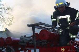 Бомба в парадной и замеры воздуха: как прошли последние сутки у спасателей Одессы фото 4