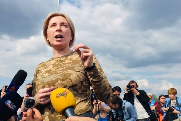 В Запорожье приехала колонна эвакуированных с завода "Азовсталь" в Мариуполе фото 1