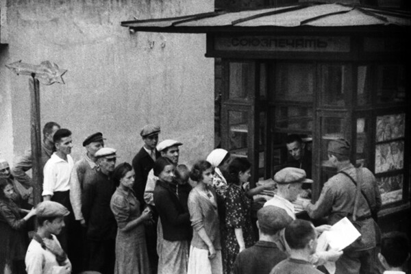 Барикади, руйнування та окупація: Одеса під час Другої світової війни у фотографіях фото 2
