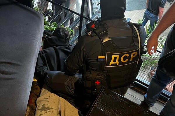 В Одессе задержали организатора &quot;трансфера&quot; мужчин за границу: за услуги он брал 8500 долларов фото 2
