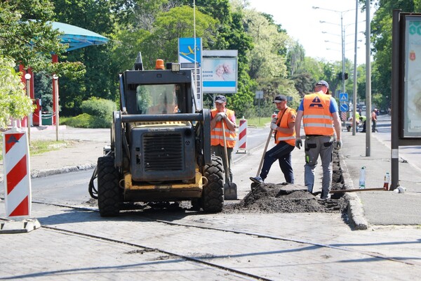 В Одессе стартовал ремонт дорог: начали с турбокольца на Заболотного фото 4