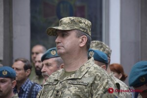 В Одессе попрощались с погибшим с командиром батальона морпехов фото 3
