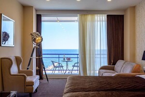 Буде багато фото: найкращі готелі в Одесі з панорамним видом на море фото 67
