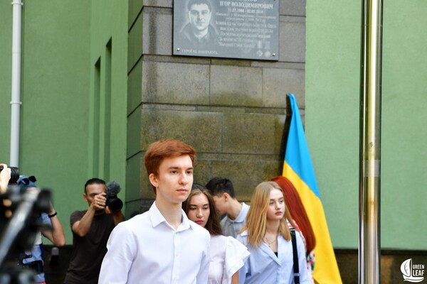 В Одессе установили мемориальную табличку первому погибшему евромайдановцу 2 мая  фото 2