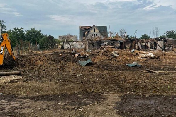 Нічний обстріл Одеської області: постраждали трирічні близнюки, понад 60 будинків непридатні для життя фото 7
