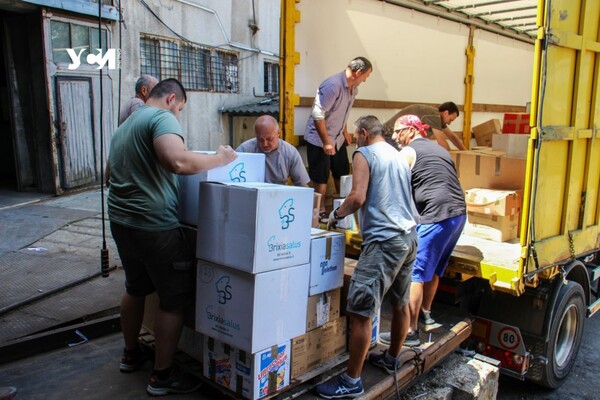 Из Италии в Одессу доставили 32 тонны гуманитарной помощи фото 5