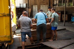 Из Италии в Одессу доставили 32 тонны гуманитарной помощи фото 6
