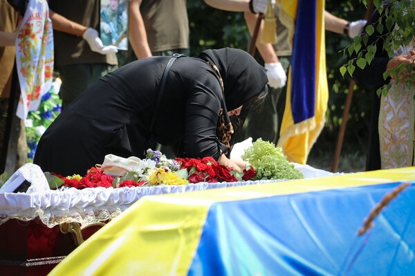 Одесса простилась с еще одним защитником Украины фото 3