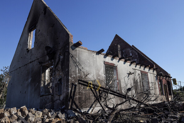 Последствия ракетного удара по Одесской области: повреждены школа, Дом культуры и дом многодетной семьи фото 13