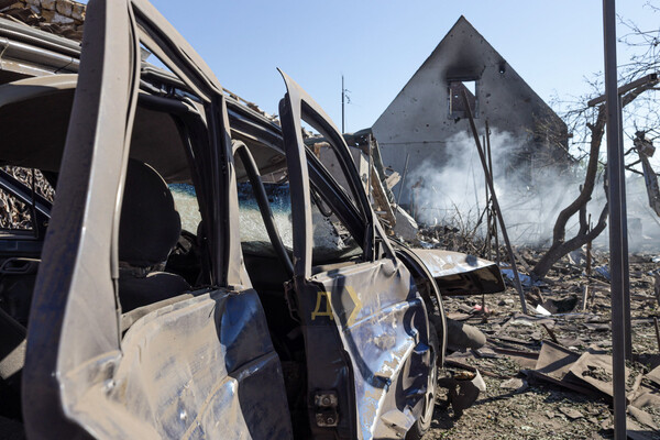 Последствия ракетного удара по Одесской области: повреждены школа, Дом культуры и дом многодетной семьи фото 15