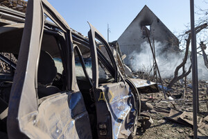 Последствия ракетного удара по Одесской области: повреждены школа, Дом культуры и дом многодетной семьи фото 15