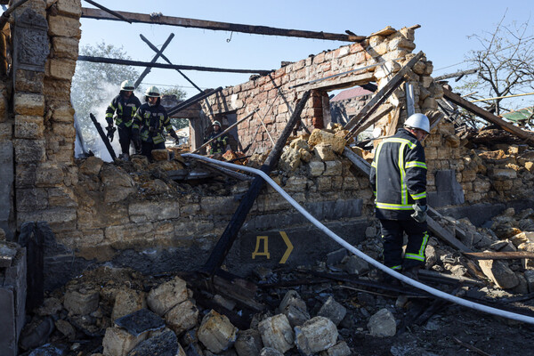 Последствия ракетного удара по Одесской области: повреждены школа, Дом культуры и дом многодетной семьи фото 29