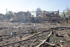 Последствия ракетного удара по Одесской области: повреждены школа, Дом культуры и дом многодетной семьи фото 32