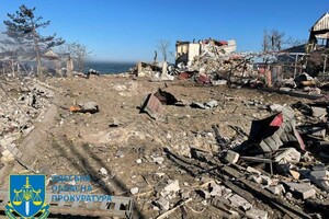 Разрушены пять домов, повреждены более 15-ти баз отдыха: одесская прокуратура начала расследование по факту обстрела  фото 7