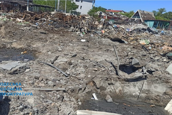Зруйновано п'ять будинків, пошкоджено понад 15 баз відпочинку: одеська прокуратура розпочала розслідування за фактом обстрілу фото 10